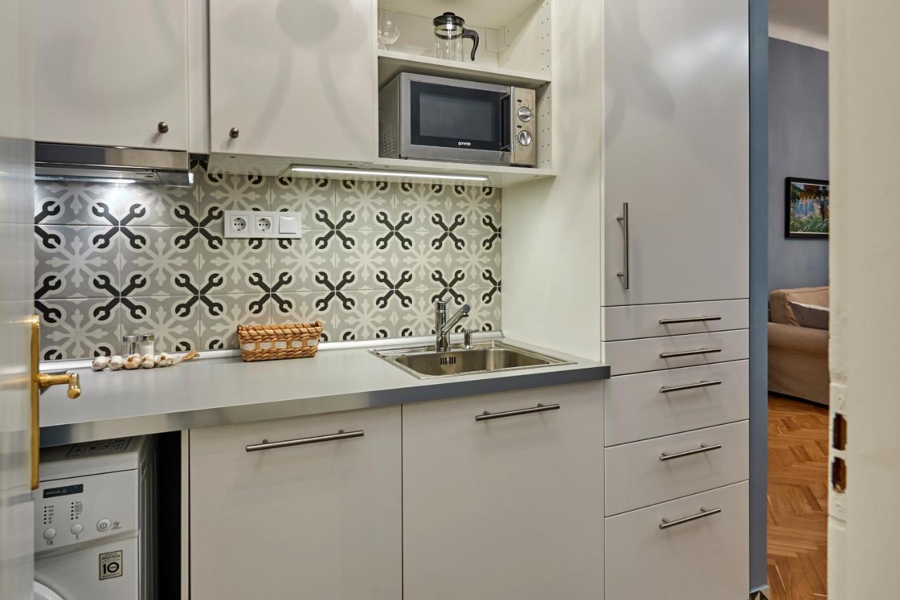 Schieszl Apartments 2 บูดาเปสต์ ภายนอก รูปภาพ