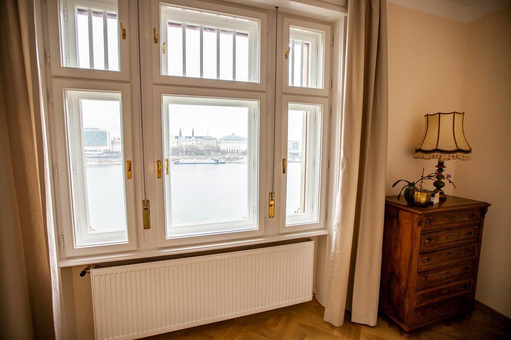 Schieszl Apartments 2 บูดาเปสต์ ภายนอก รูปภาพ